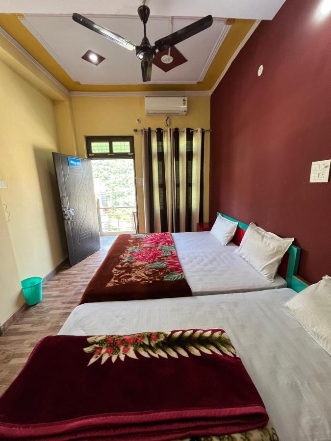 Girish Alay Home Stay Rudraprayāg Eksteriør bilde