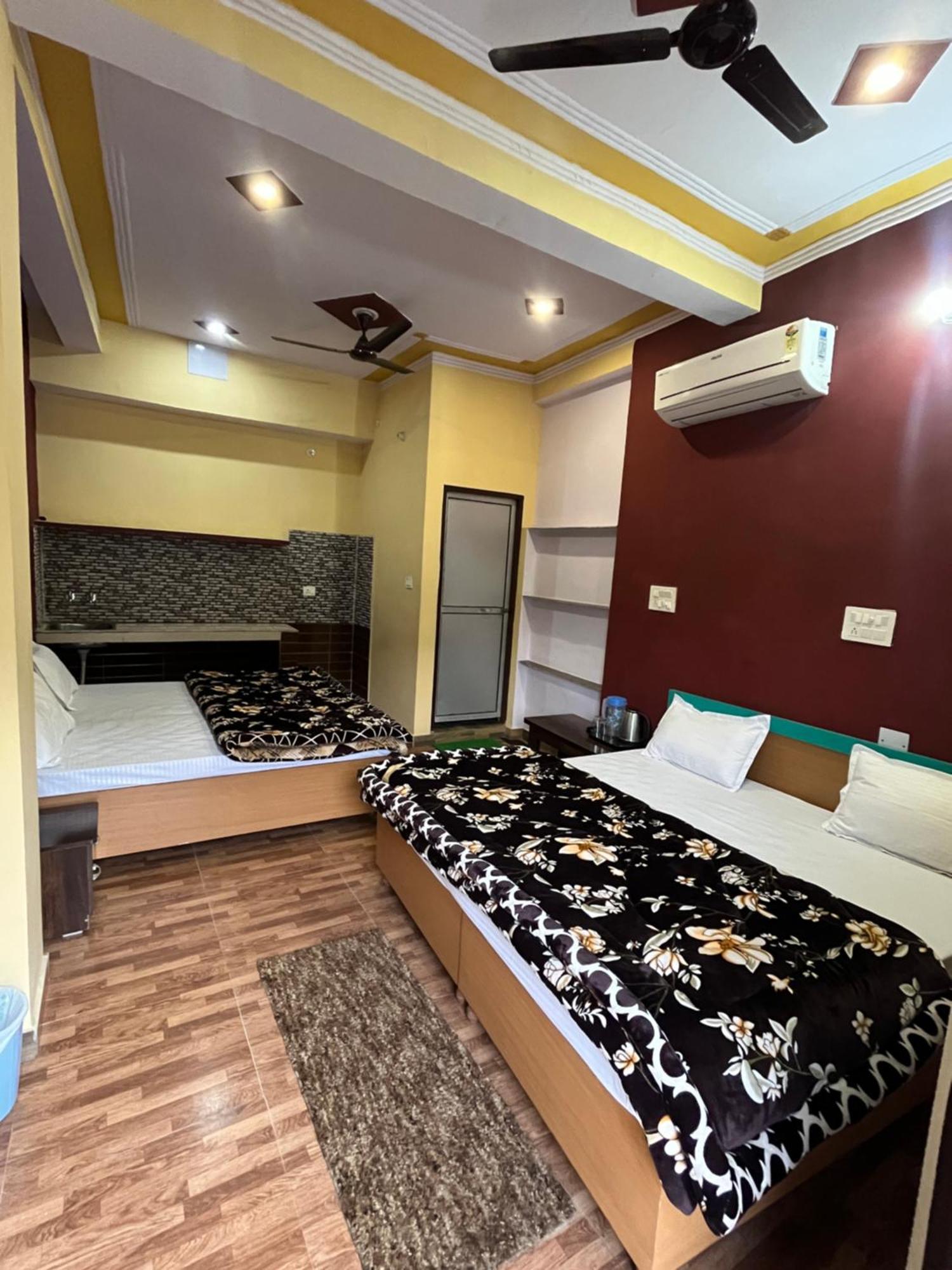 Girish Alay Home Stay Rudraprayāg Eksteriør bilde